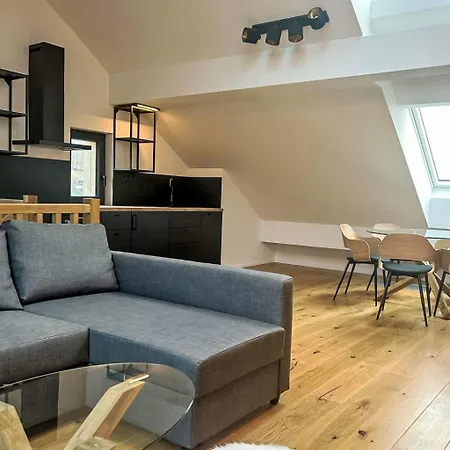 Apartamento Ski&bike Sirena 4-2 By Interhome *